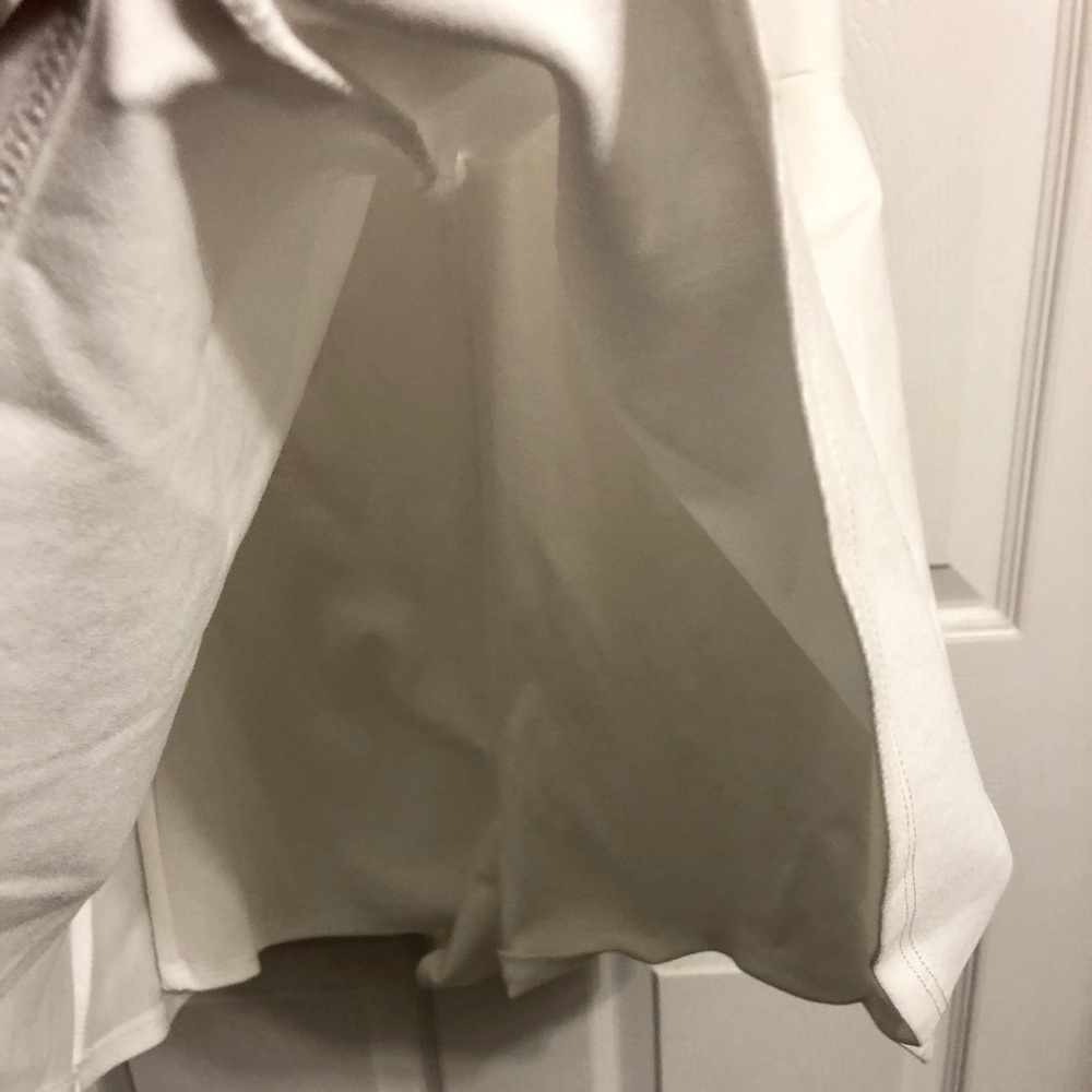 White dress with short underneath - Picture 3 of 3